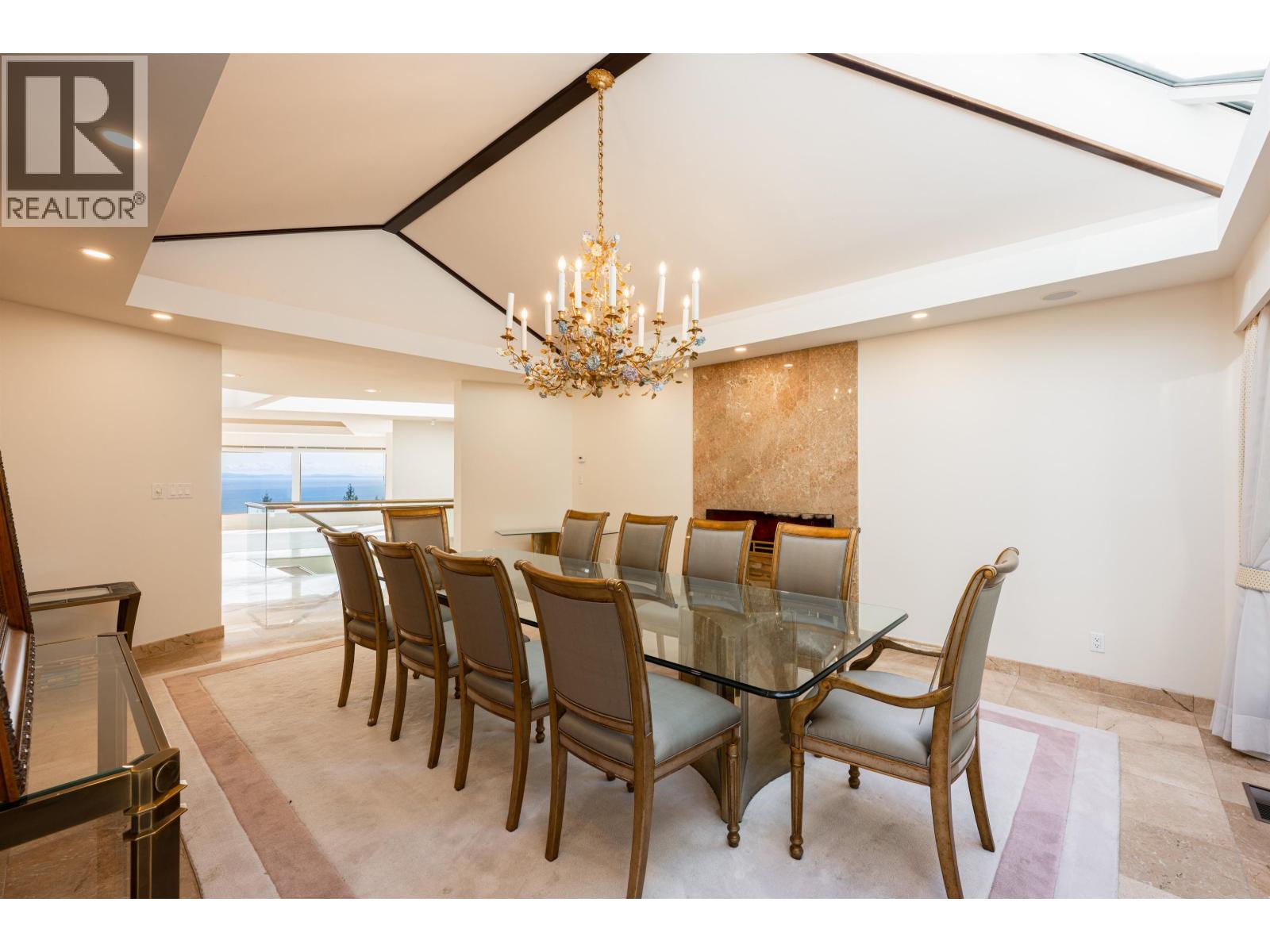 4060 ALMONDEL ROAD, West Vancouver