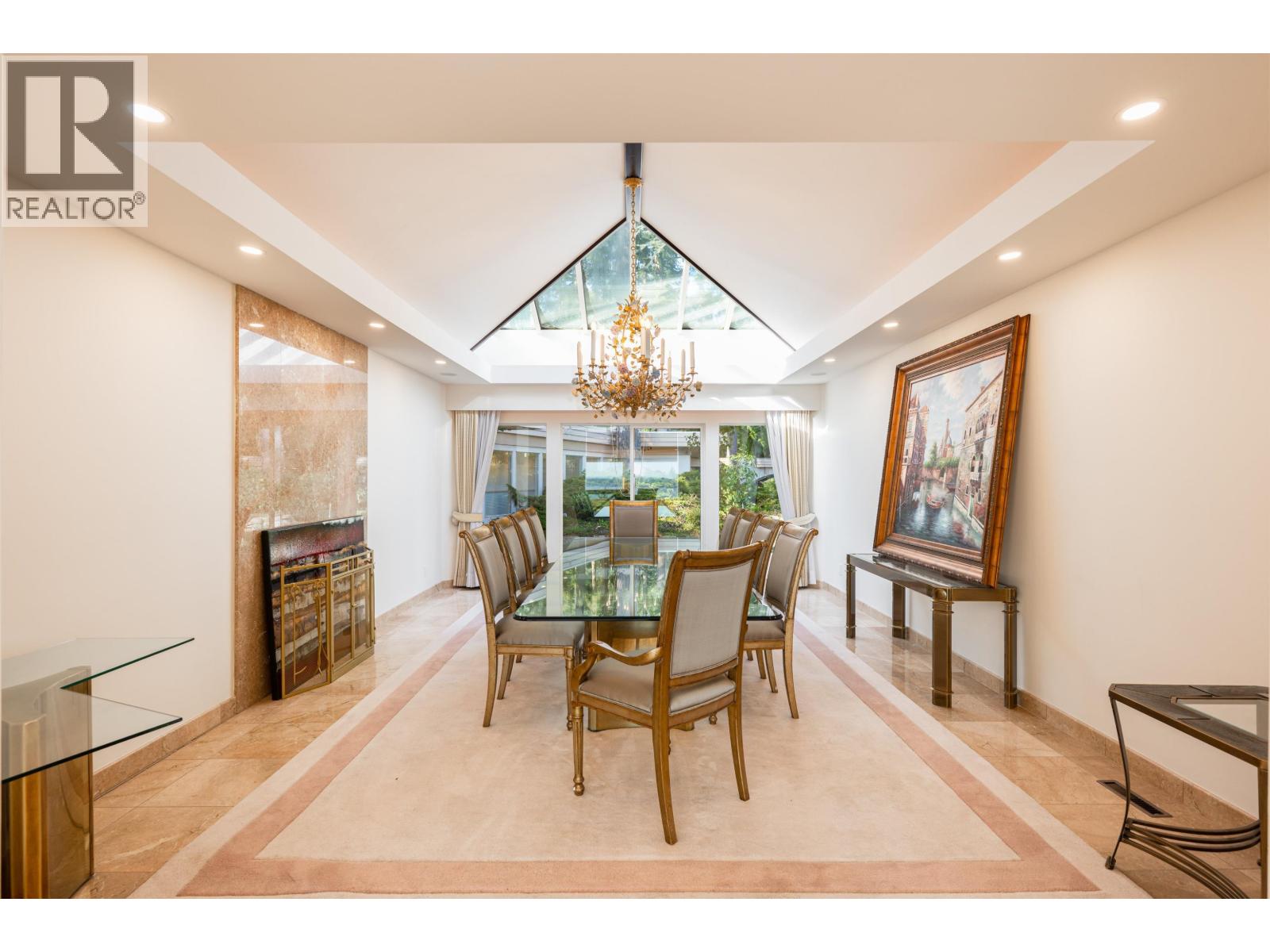 4060 ALMONDEL ROAD, West Vancouver