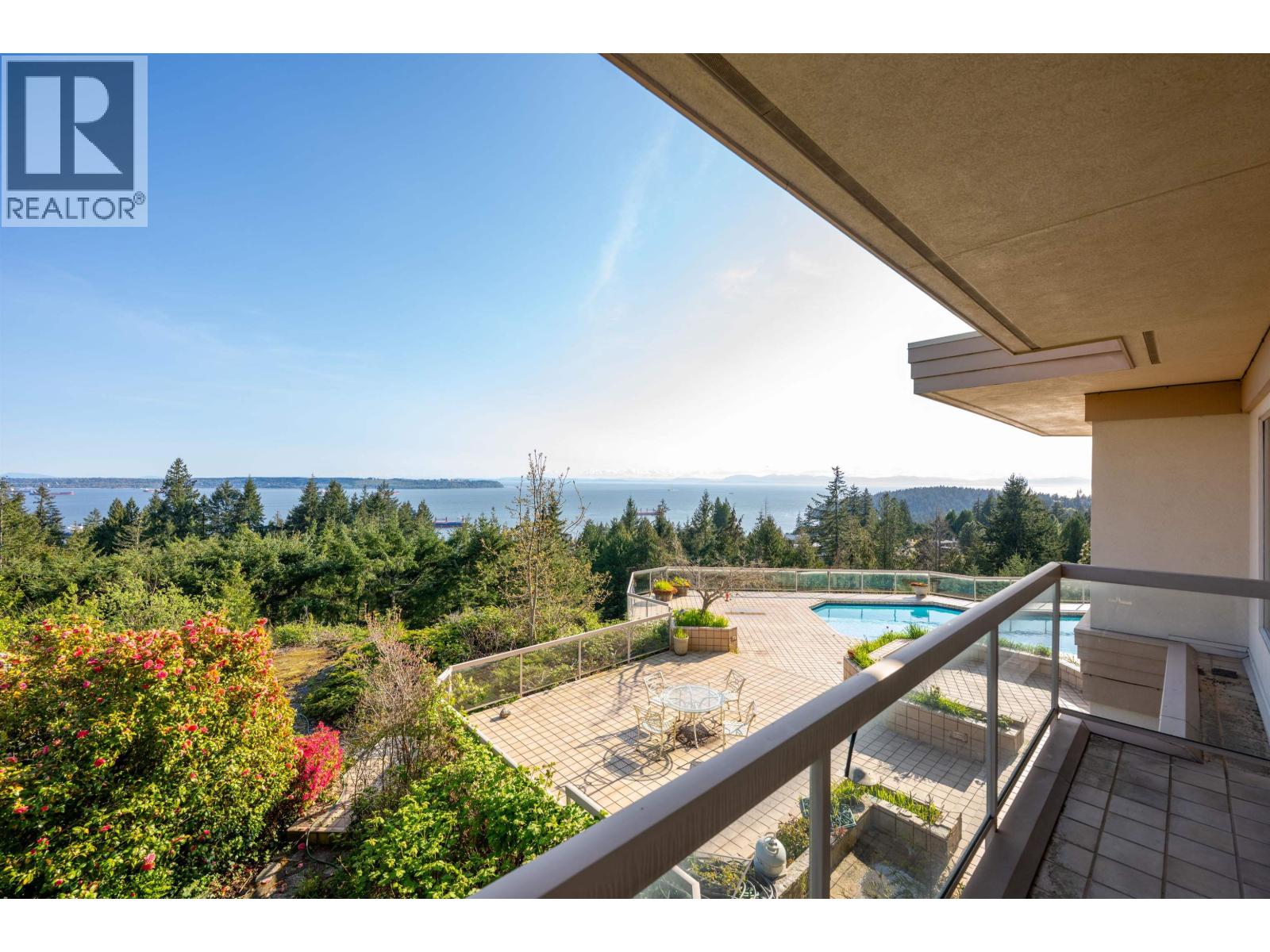 4060 ALMONDEL ROAD, West Vancouver
