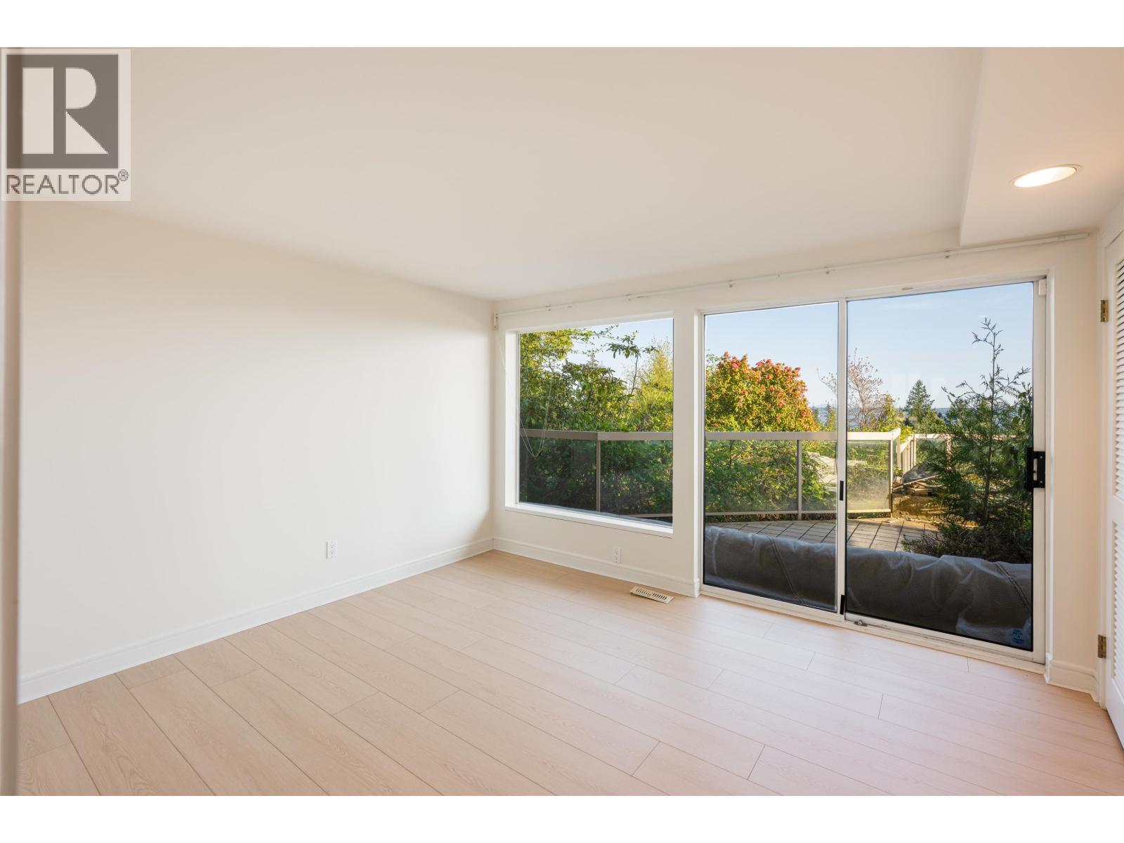 4060 ALMONDEL ROAD, West Vancouver