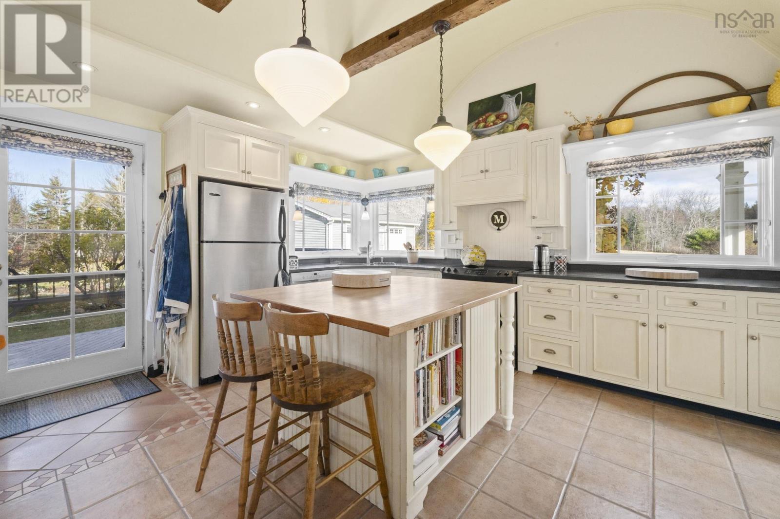 Property 23 of 48 of 1563 New Ross Road