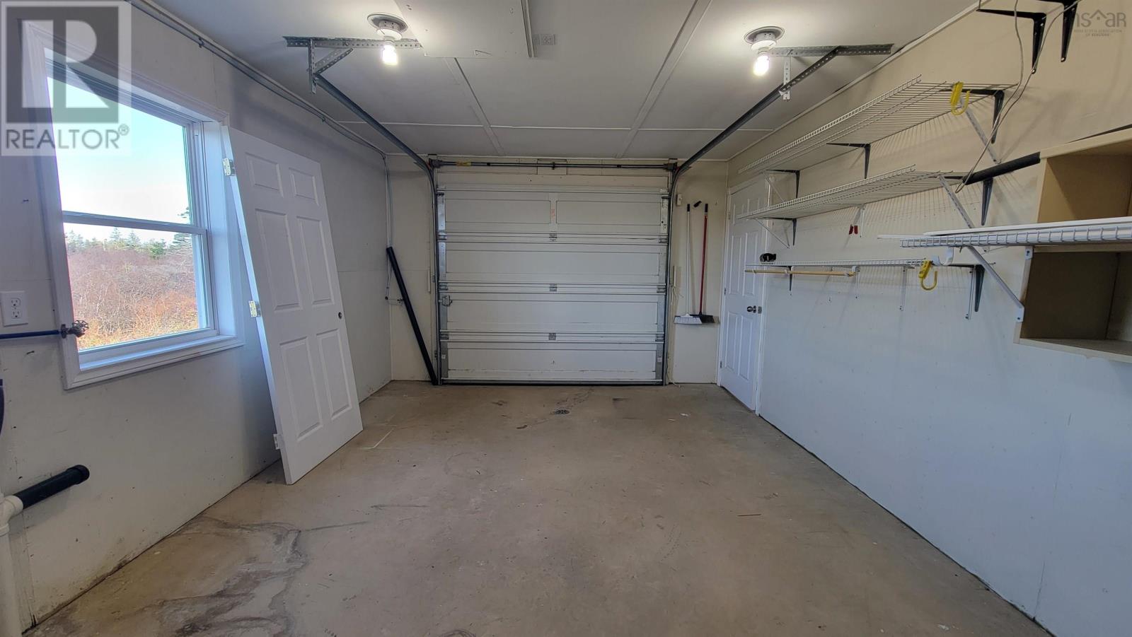 Property 29 of 29 of 408 Highway 304