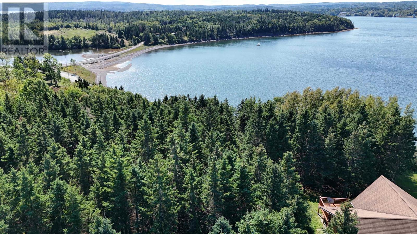 Property 25 of 26 of 200 East Side Harbour