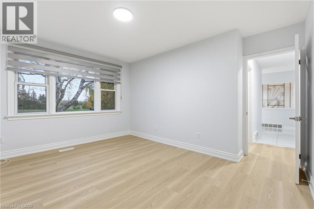 3 ALGONQUIN Avenue - 20