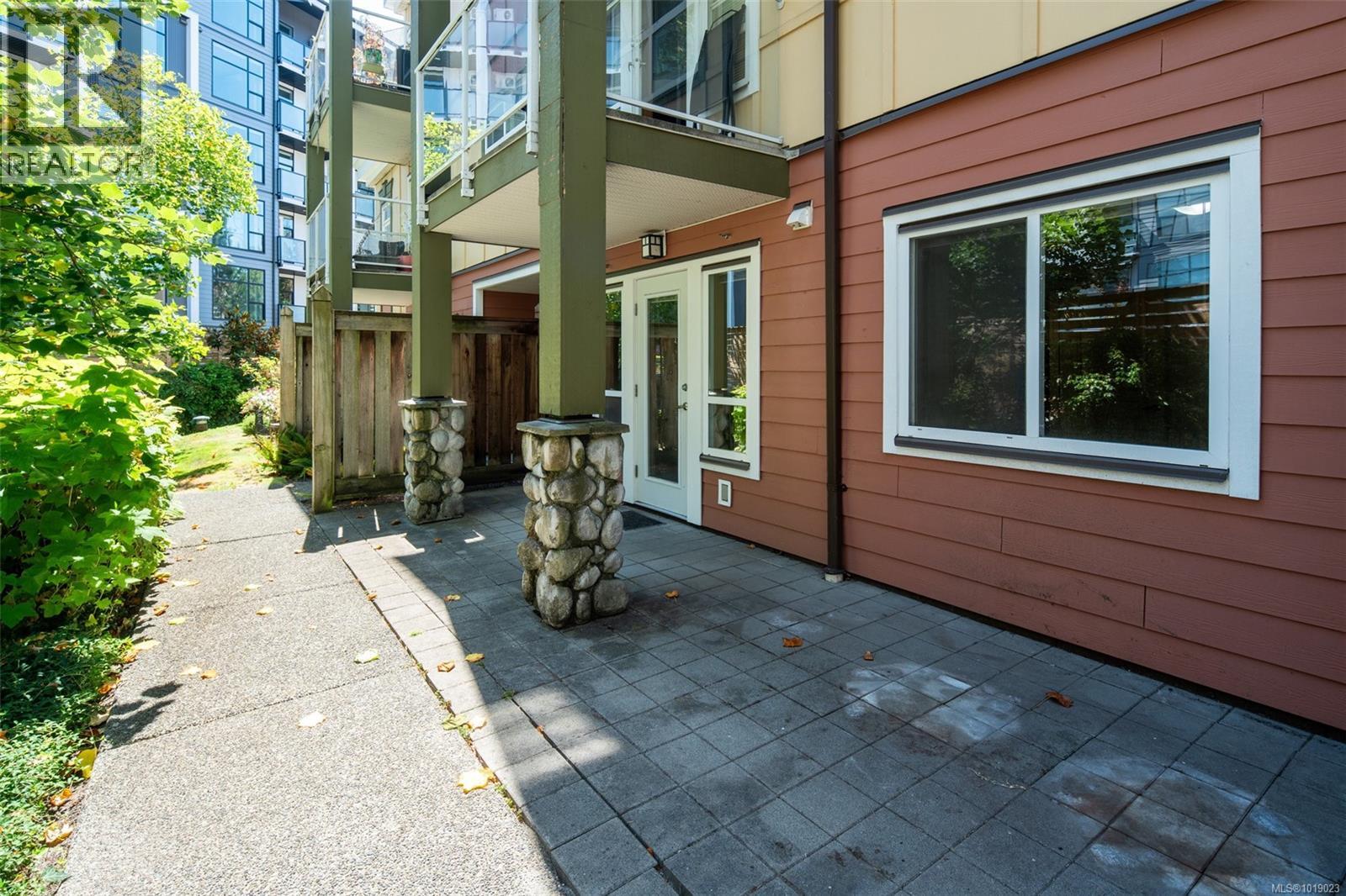 102 655 Goldstream Avenue, Langford