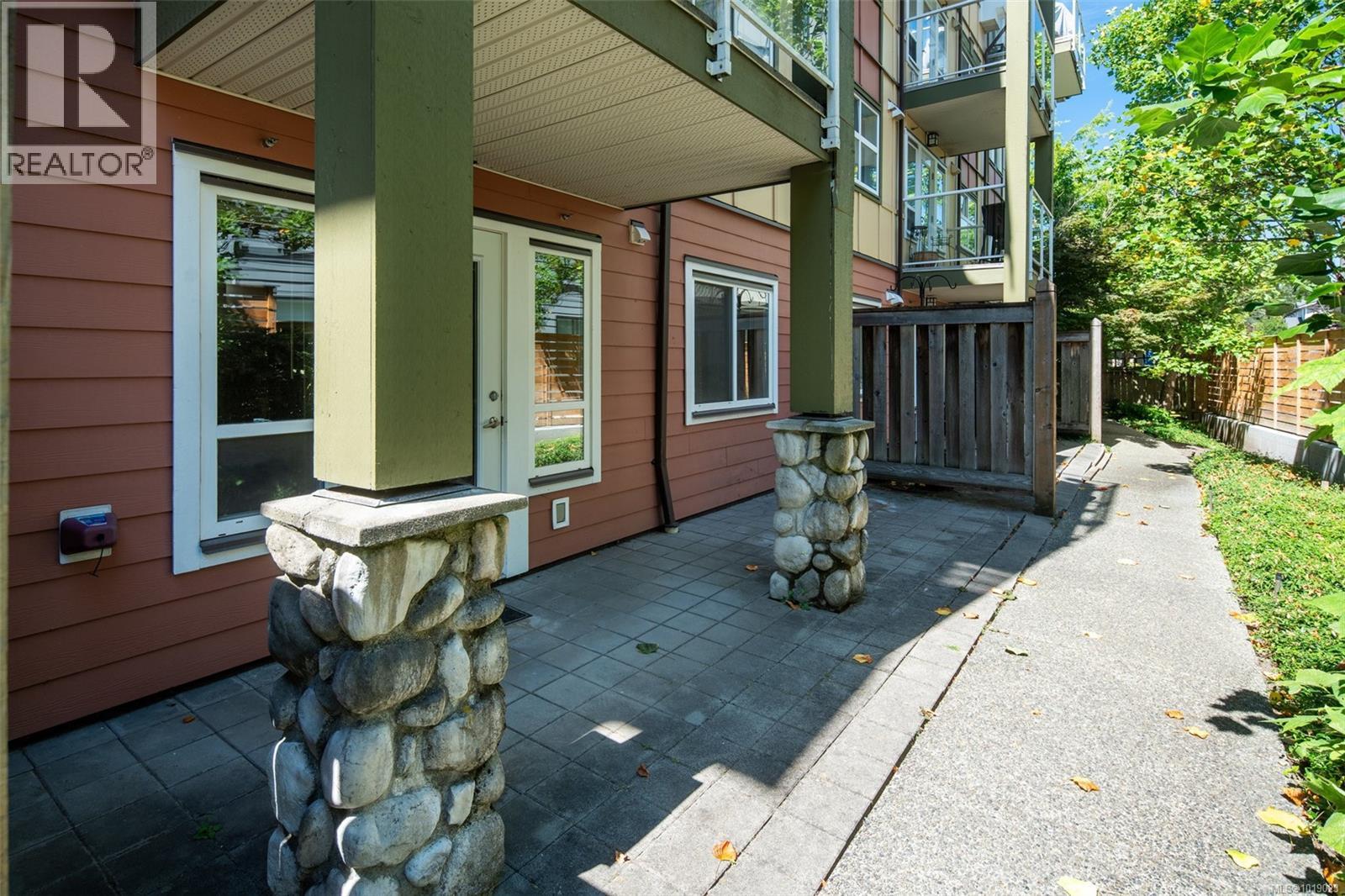 102 655 Goldstream Avenue, Langford