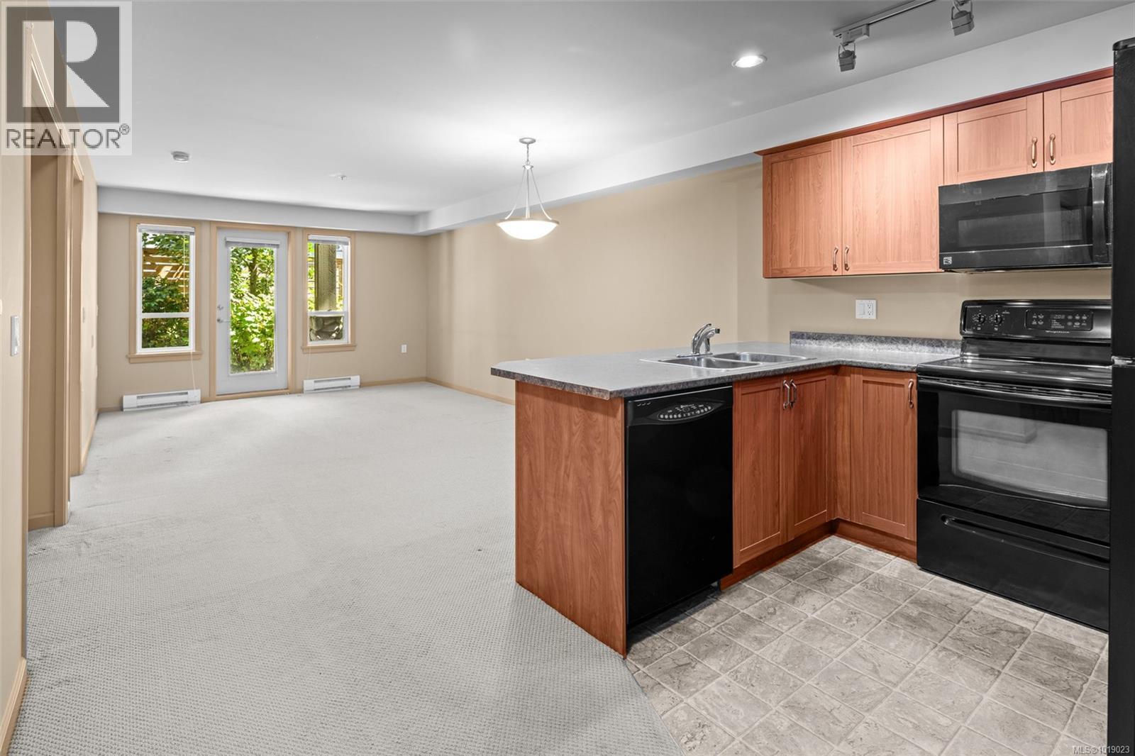 102 655 Goldstream Avenue, Langford