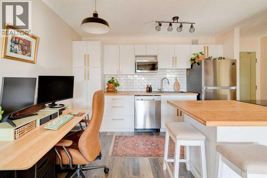 Single Family House for Sale in    Avenue SW Sunalta Calgary 