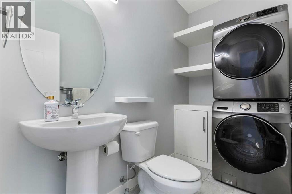 Single Family House for Sale in    Avenue NE Winston Heights/Mountview Calgary 