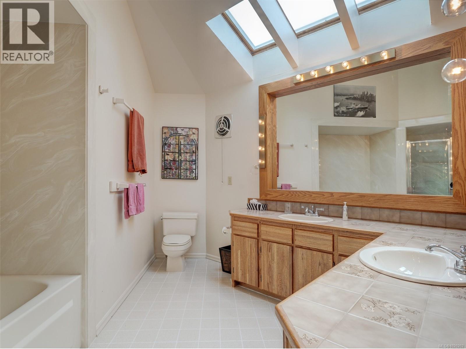  2761 Arbutus Road, Saanich