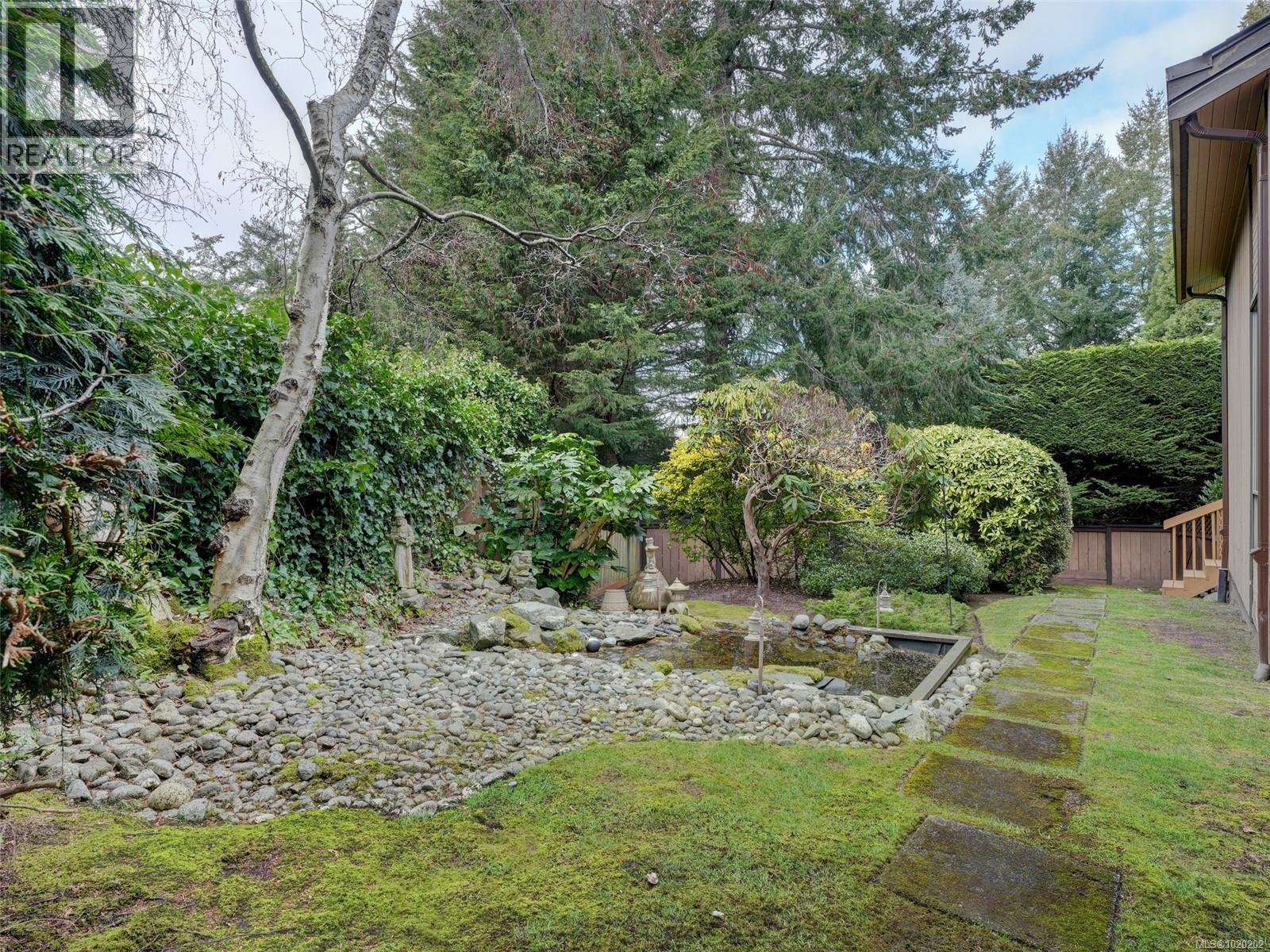  2761 Arbutus Road, Saanich