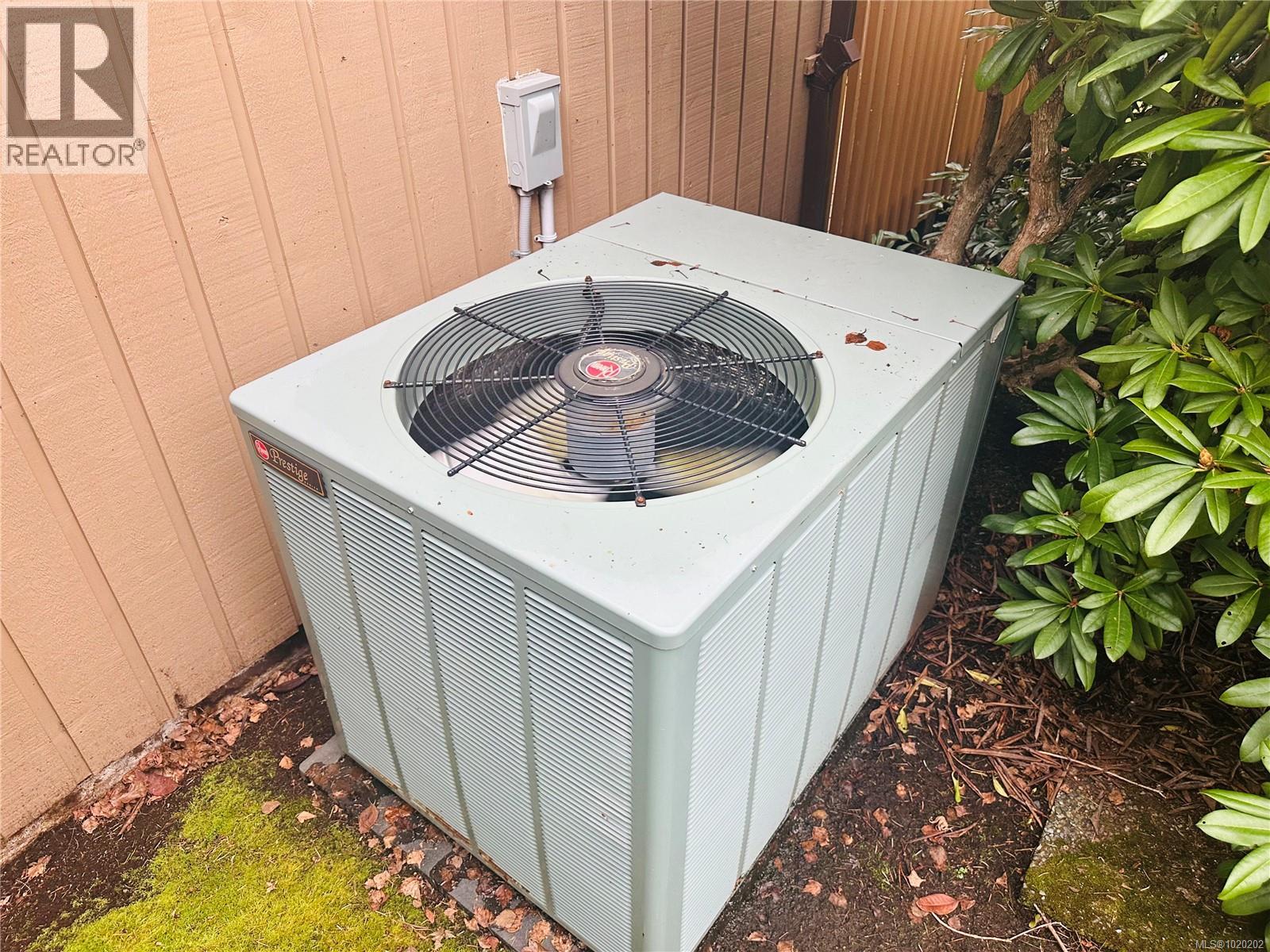  2761 Arbutus Road, Saanich