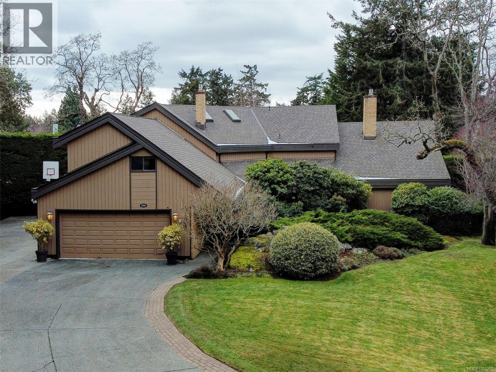  2761 Arbutus Road, Saanich