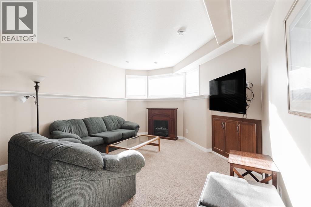 161 Chestnut Way, Fort McMurray