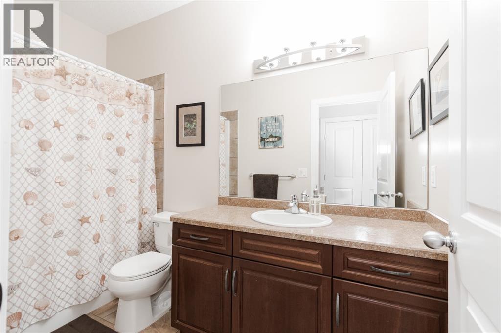 161 Chestnut Way, Fort McMurray