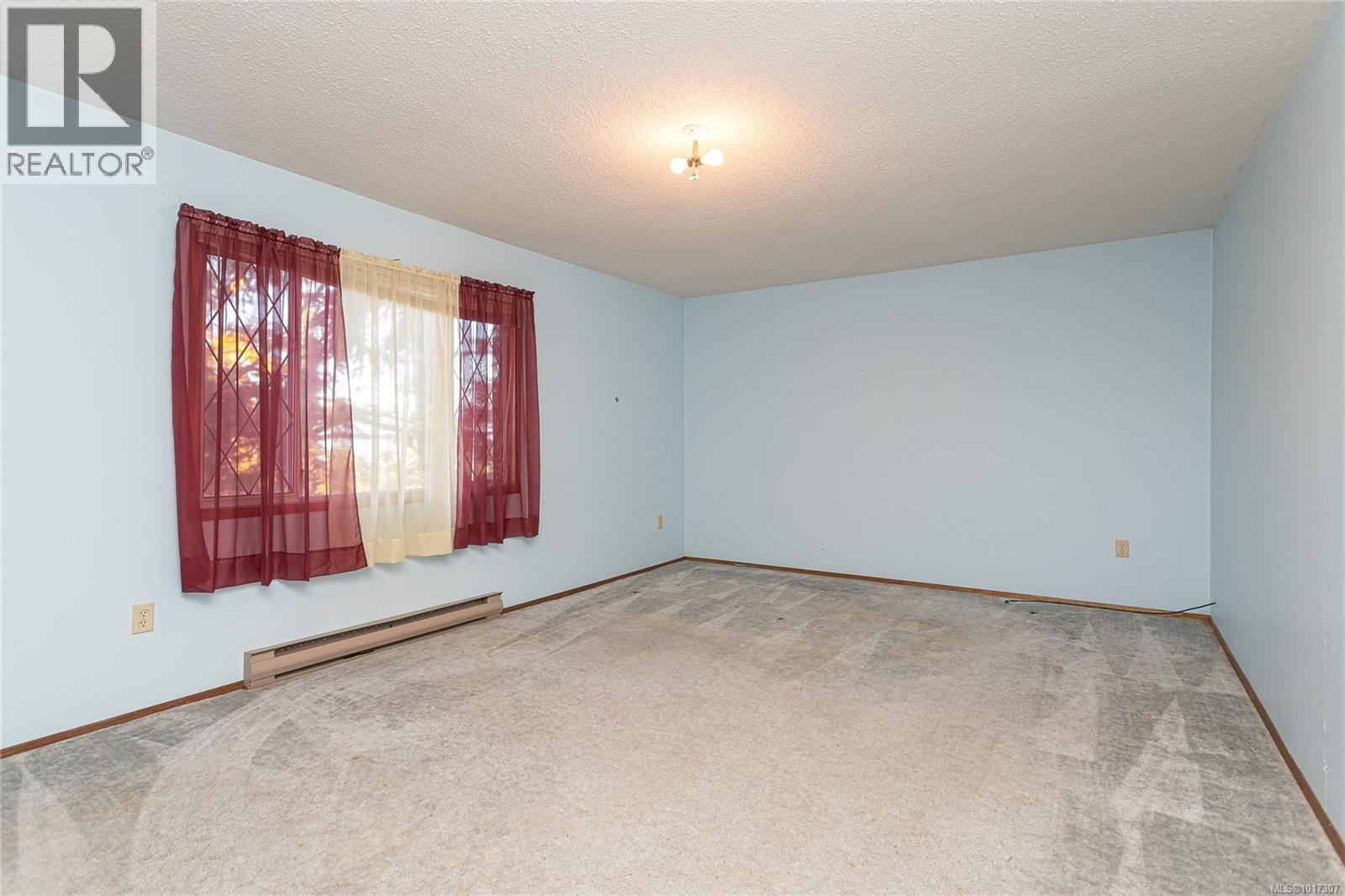 1182 Viewtop Rd, Duncan