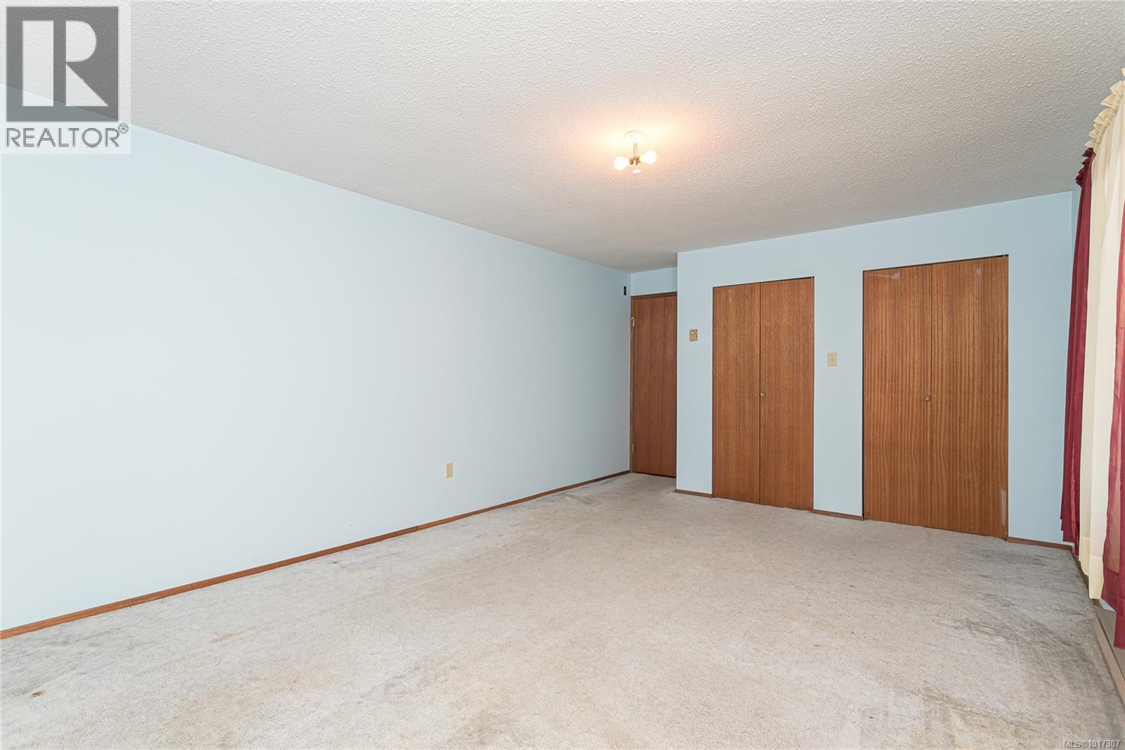 1182 Viewtop Rd, Duncan