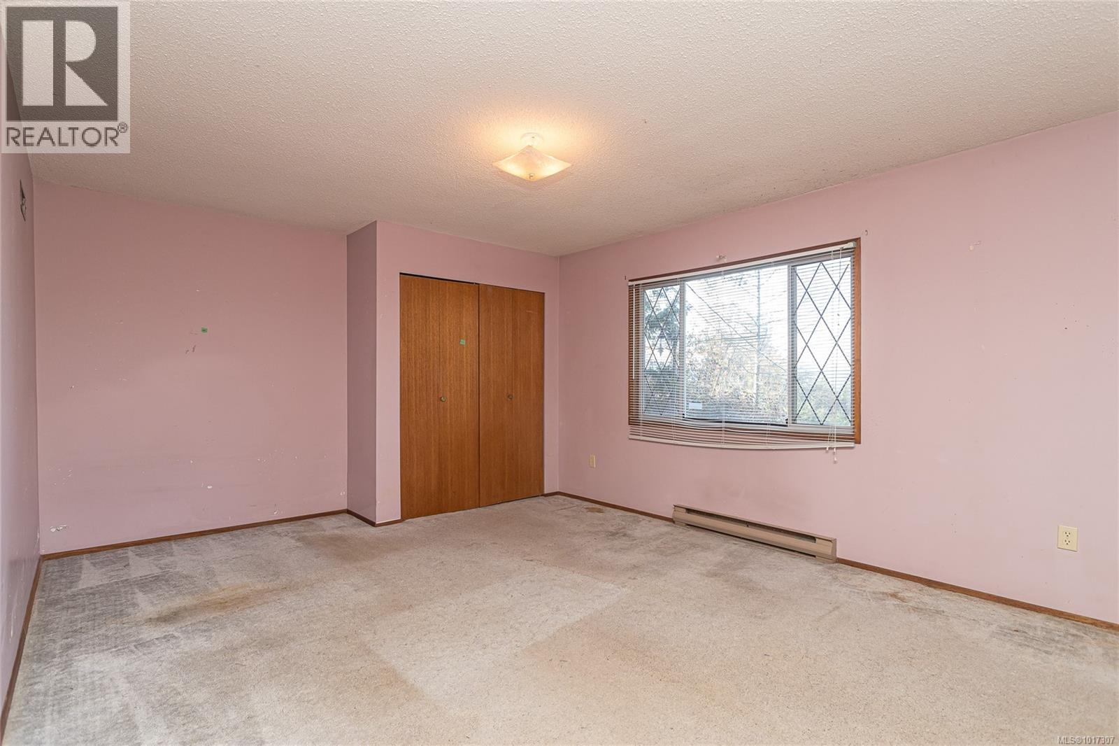 1182 Viewtop Rd, Duncan