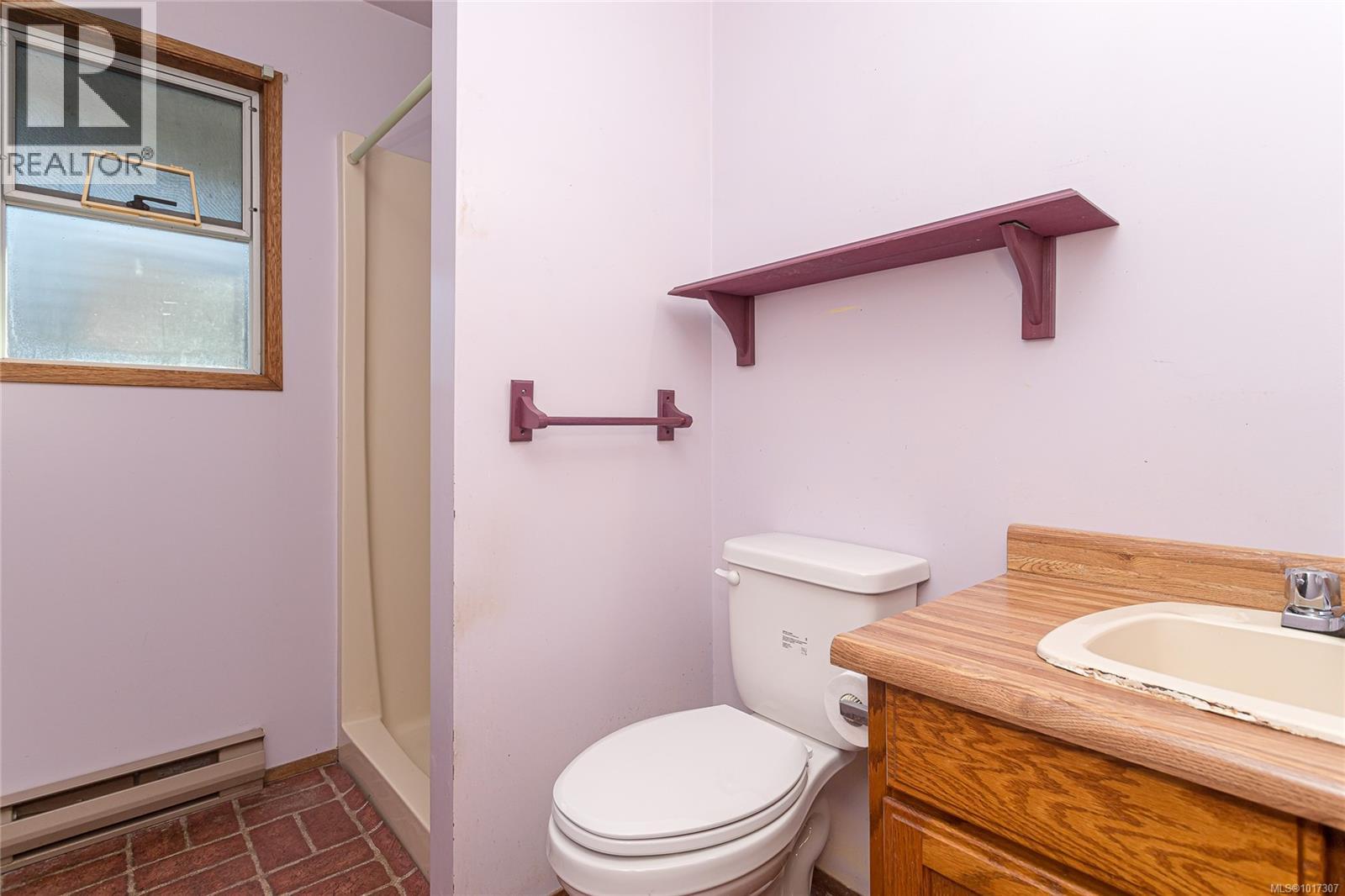 1182 Viewtop Rd, Duncan