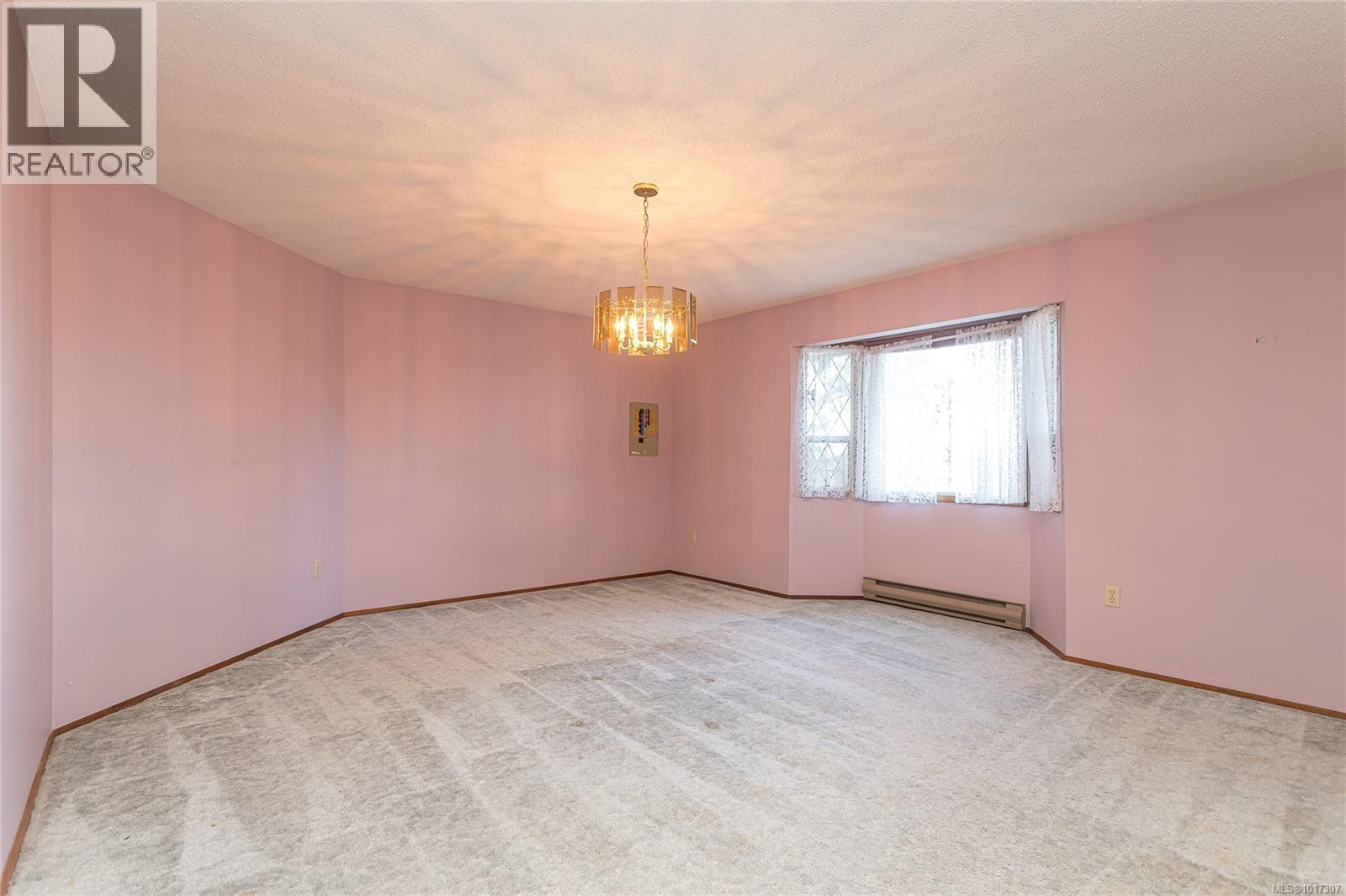 1182 Viewtop Rd, Duncan