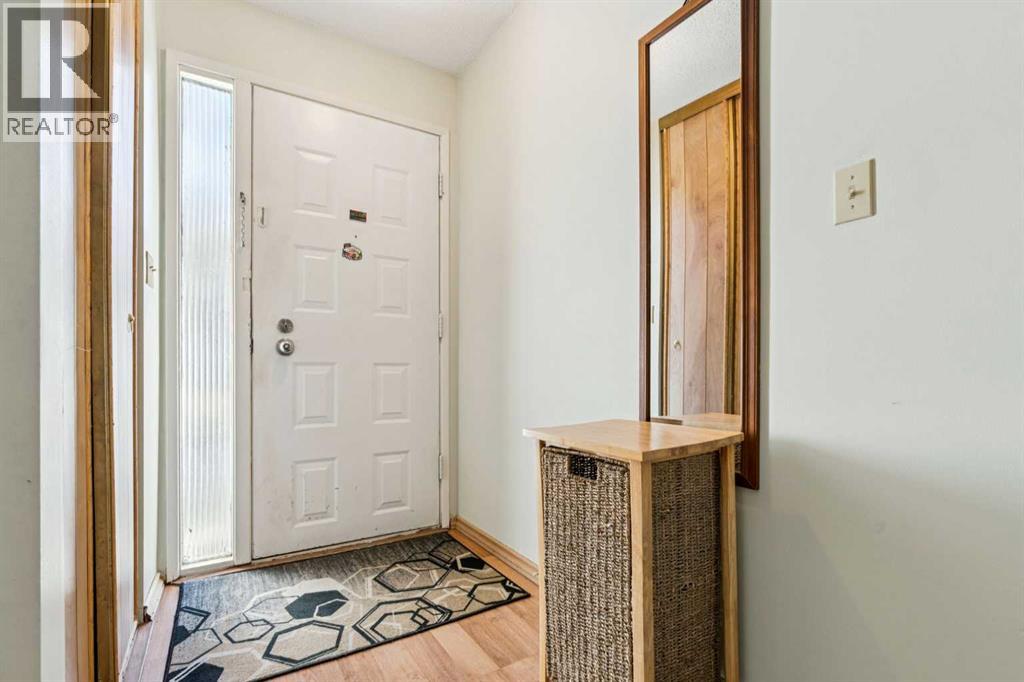 Single Family House for Sale in    Avenue SE Acadia Calgary 