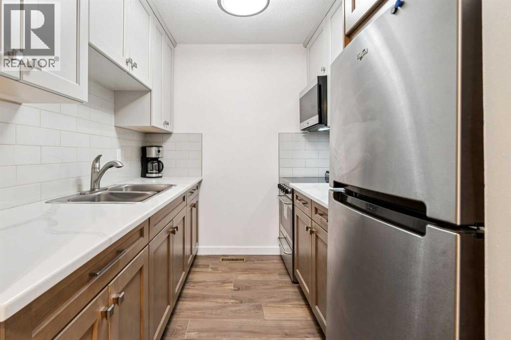 Single Family House for Sale in    Avenue SE Acadia Calgary 