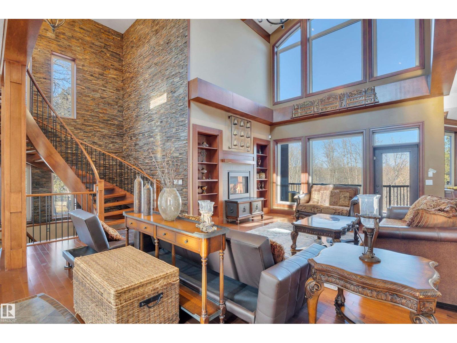 148 WINDERMERE CR NW, Edmonton