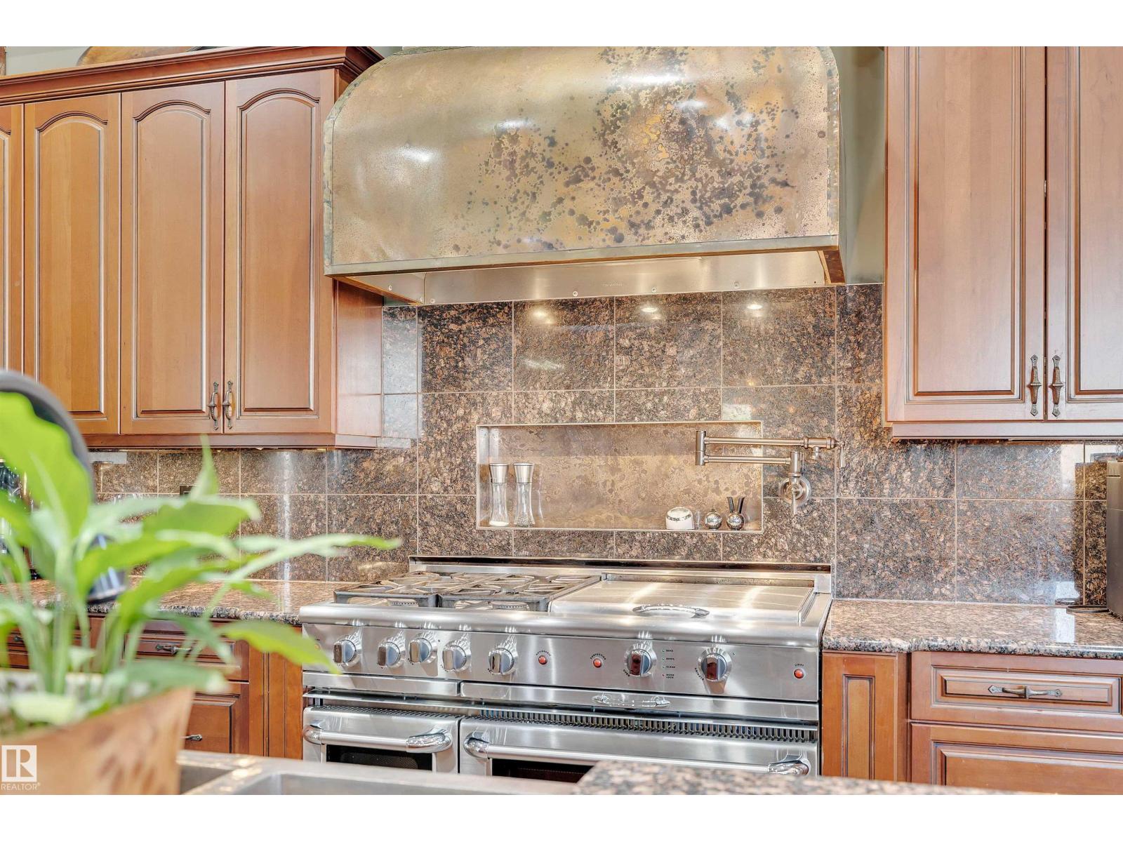 148 WINDERMERE CR NW, Edmonton