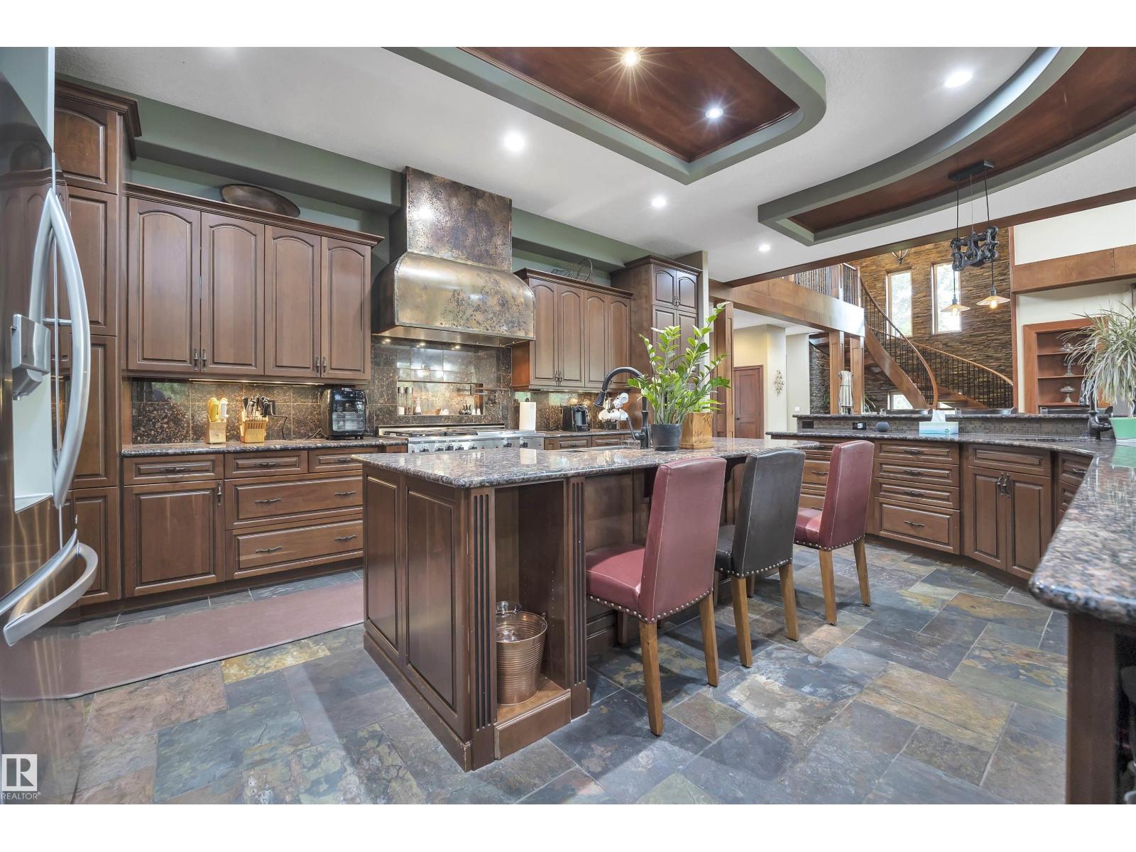 148 WINDERMERE CR NW, Edmonton