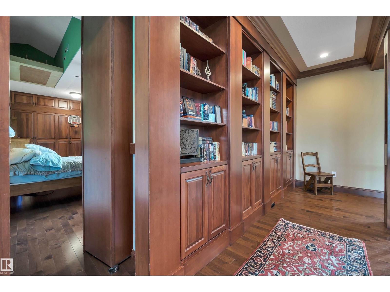 148 WINDERMERE CR NW, Edmonton