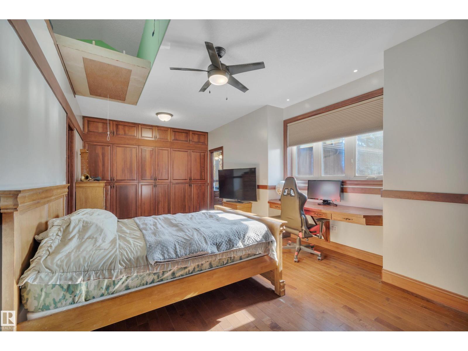 148 WINDERMERE CR NW, Edmonton