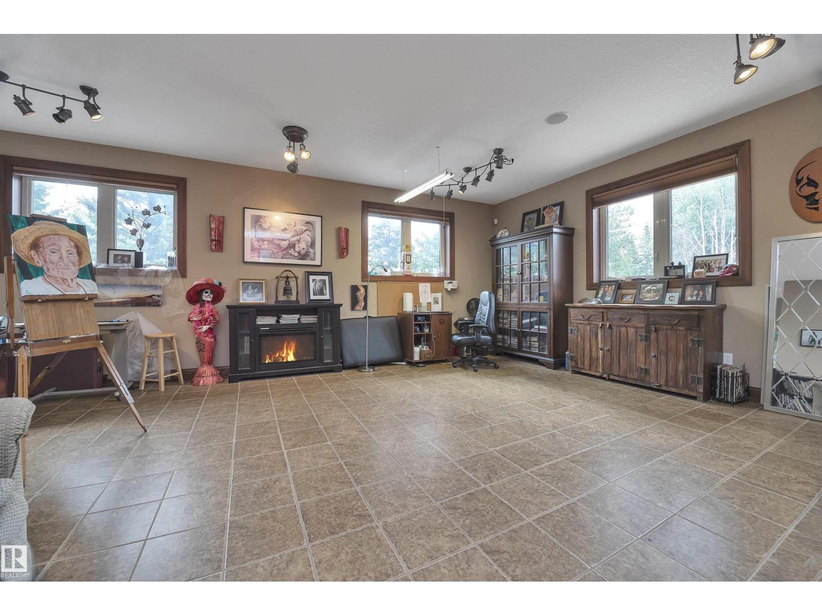 148 WINDERMERE CR NW, Edmonton