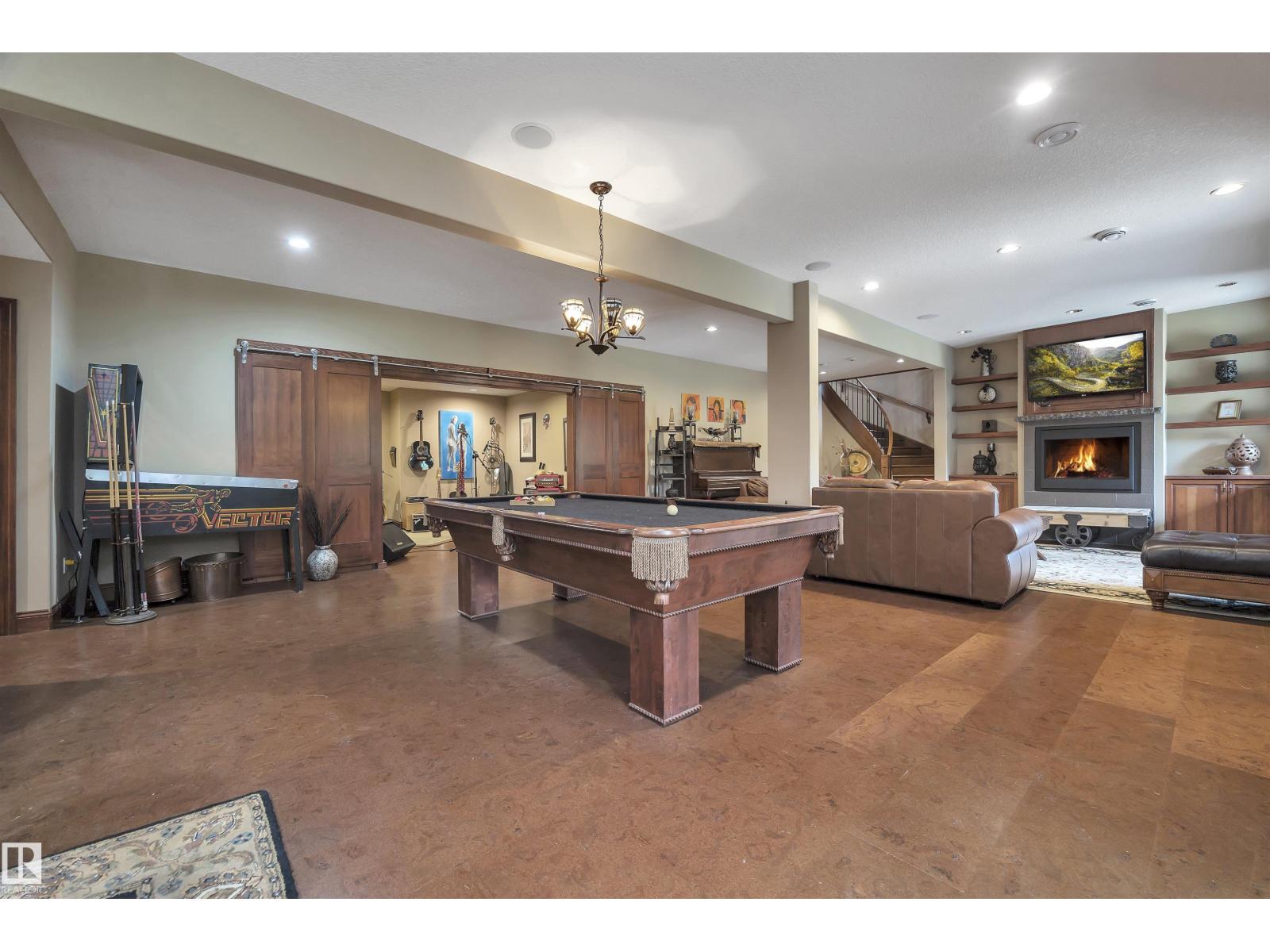 148 WINDERMERE CR NW, Edmonton