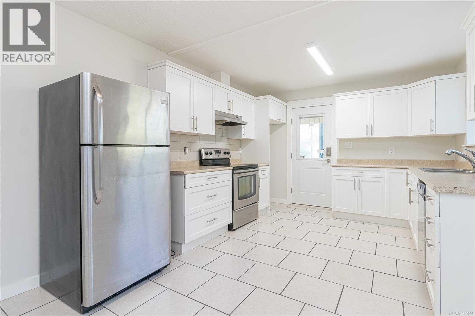 683 Morison Ave, Parksville