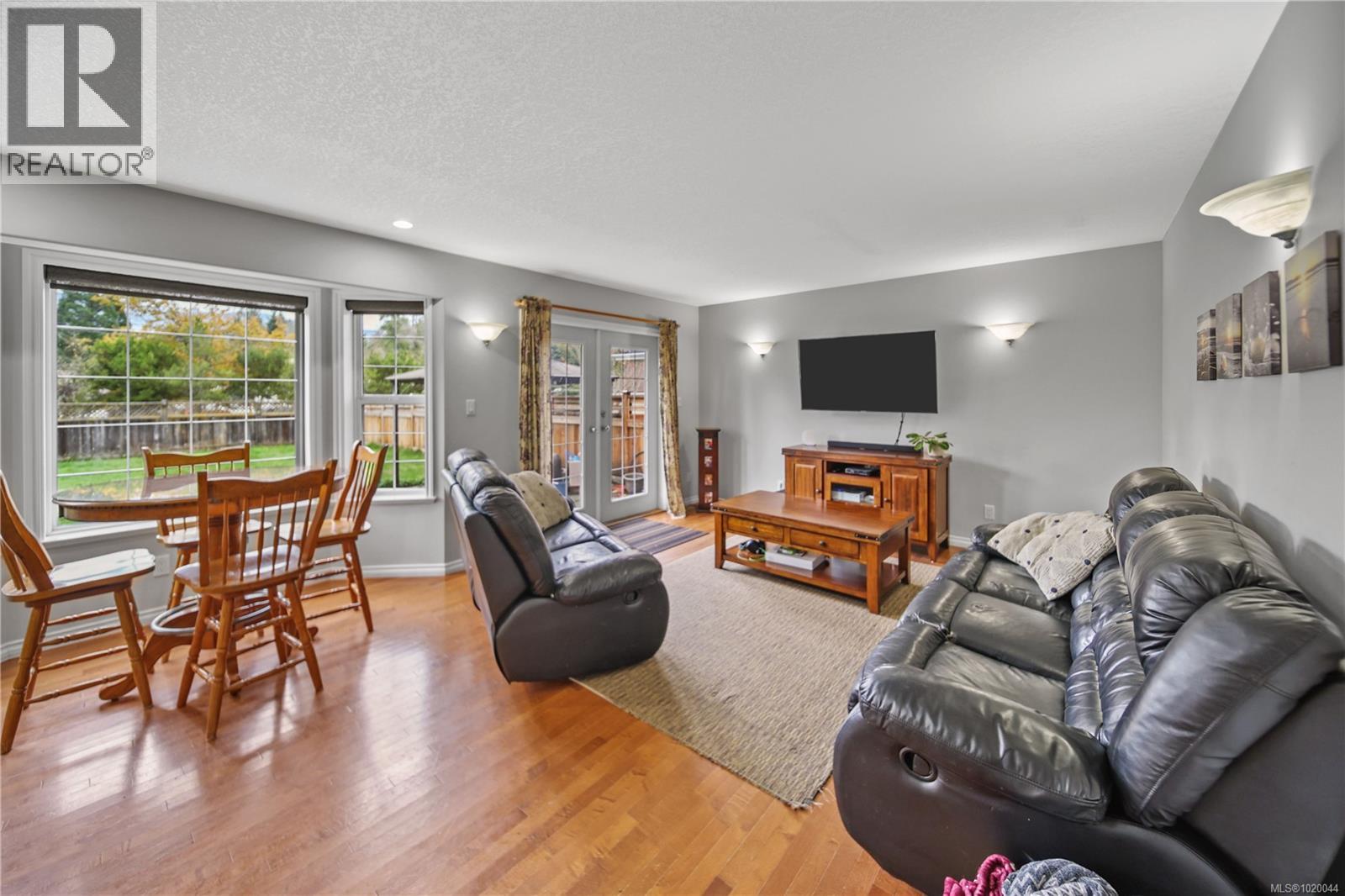 5575 Woodland Cres E, Port Alberni