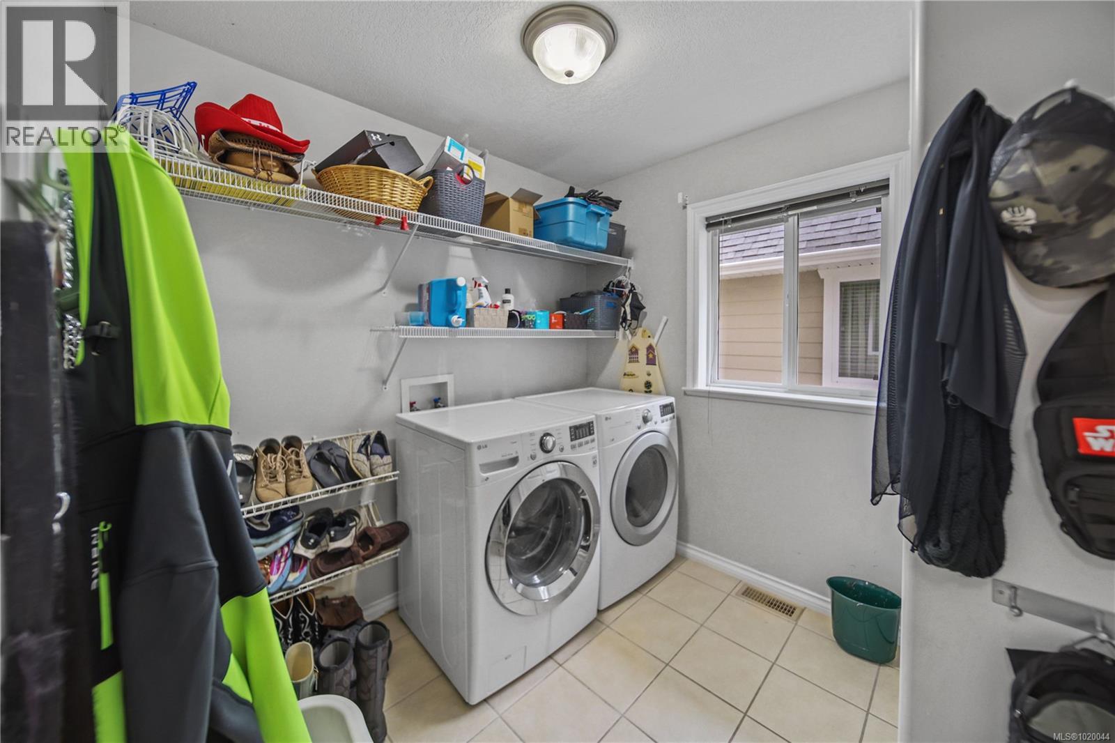 5575 Woodland Cres E, Port Alberni