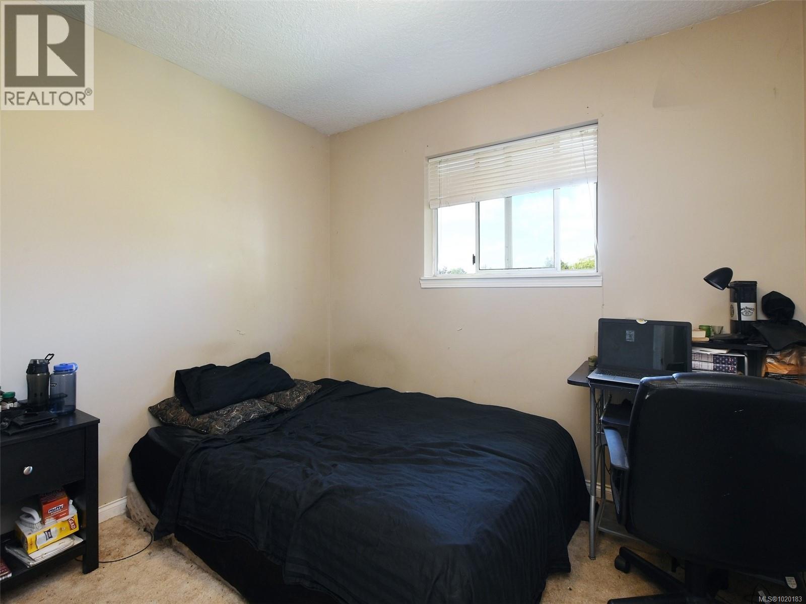  3944 Rainbow Street, Saanich