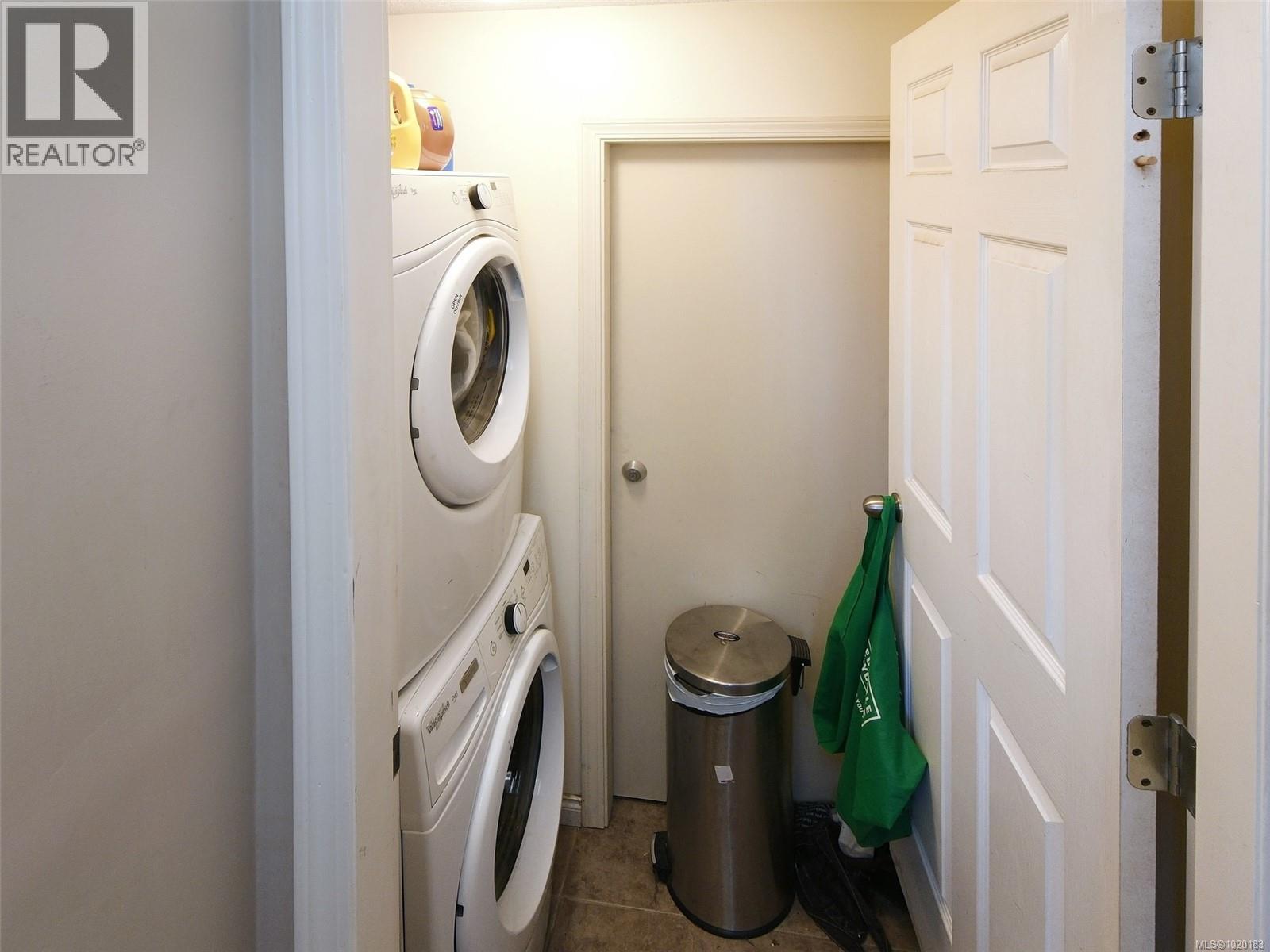  3944 Rainbow Street, Saanich