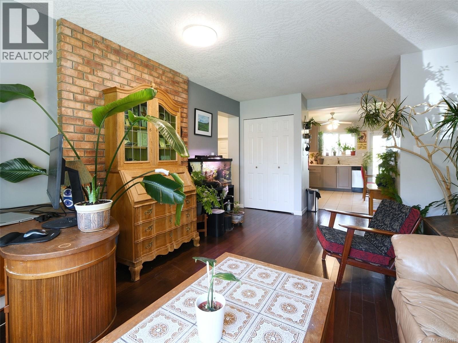  3944 Rainbow Street, Saanich