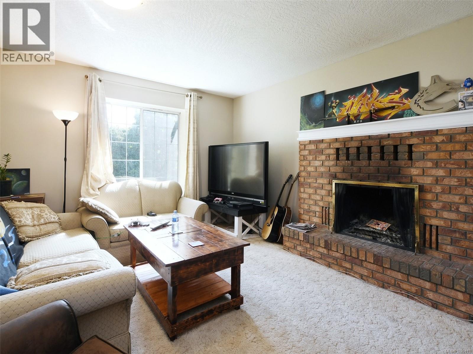  3944 Rainbow Street, Saanich