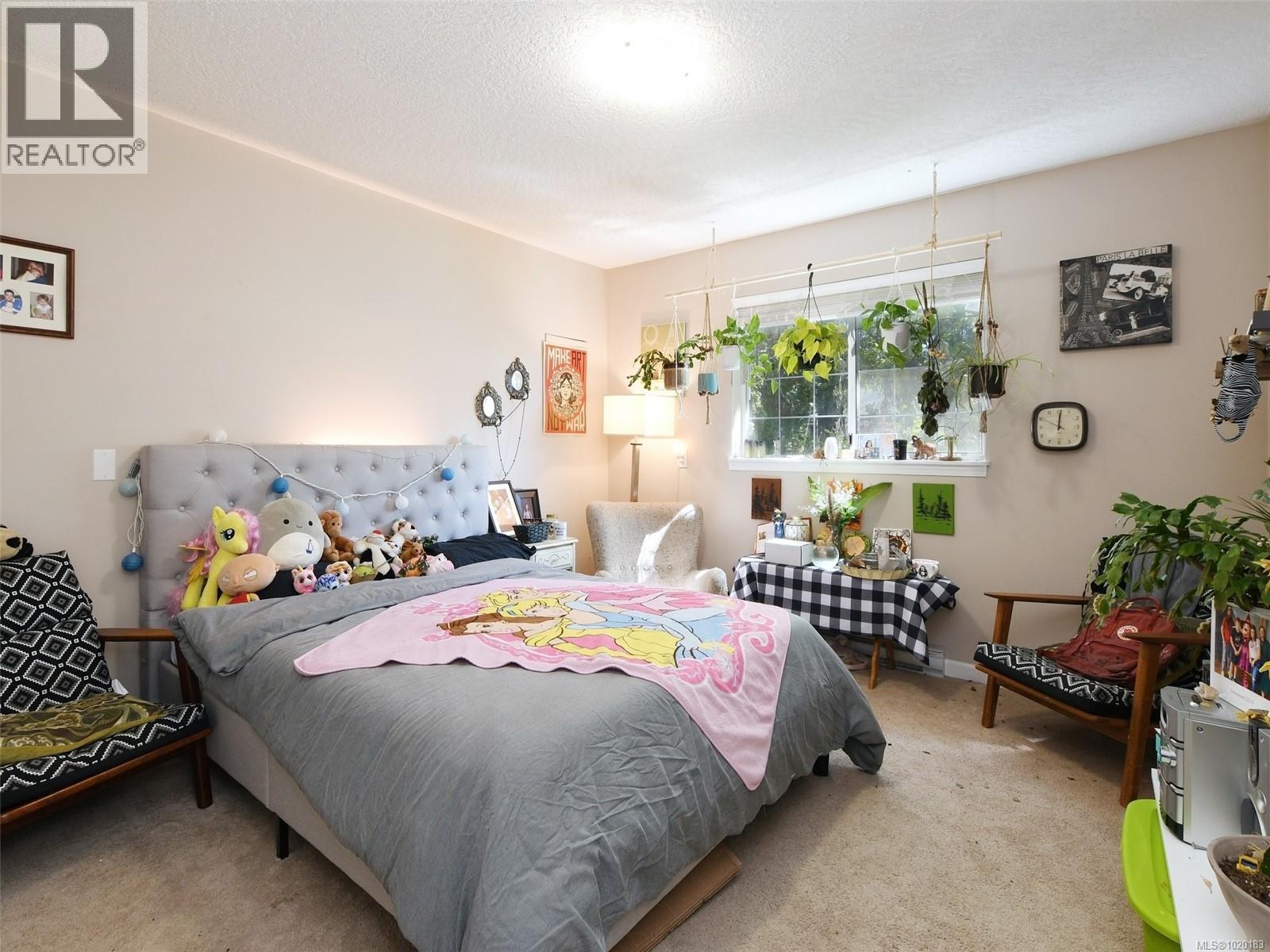  3944 Rainbow Street, Saanich