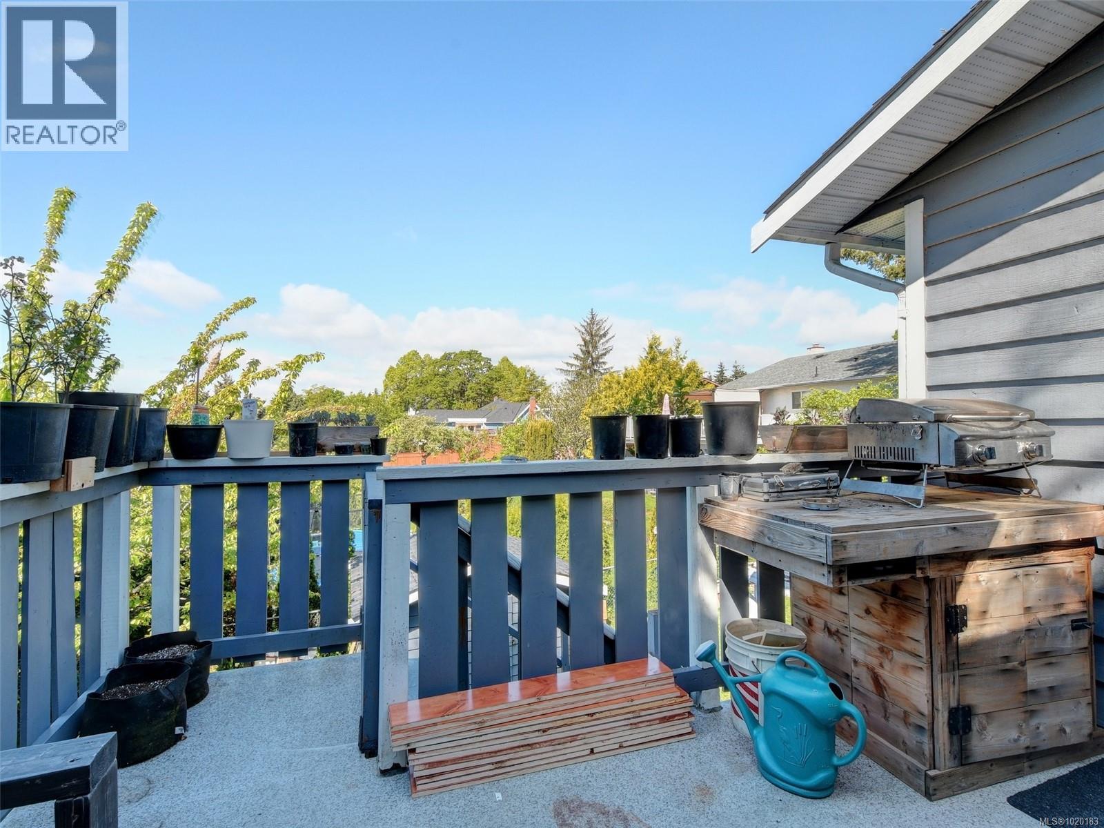  3944 Rainbow Street, Saanich