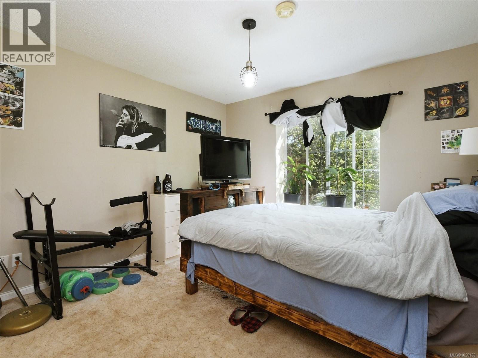  3944 Rainbow Street, Saanich