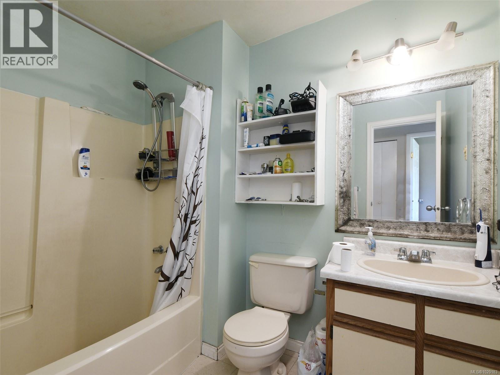  3944 Rainbow Street, Saanich