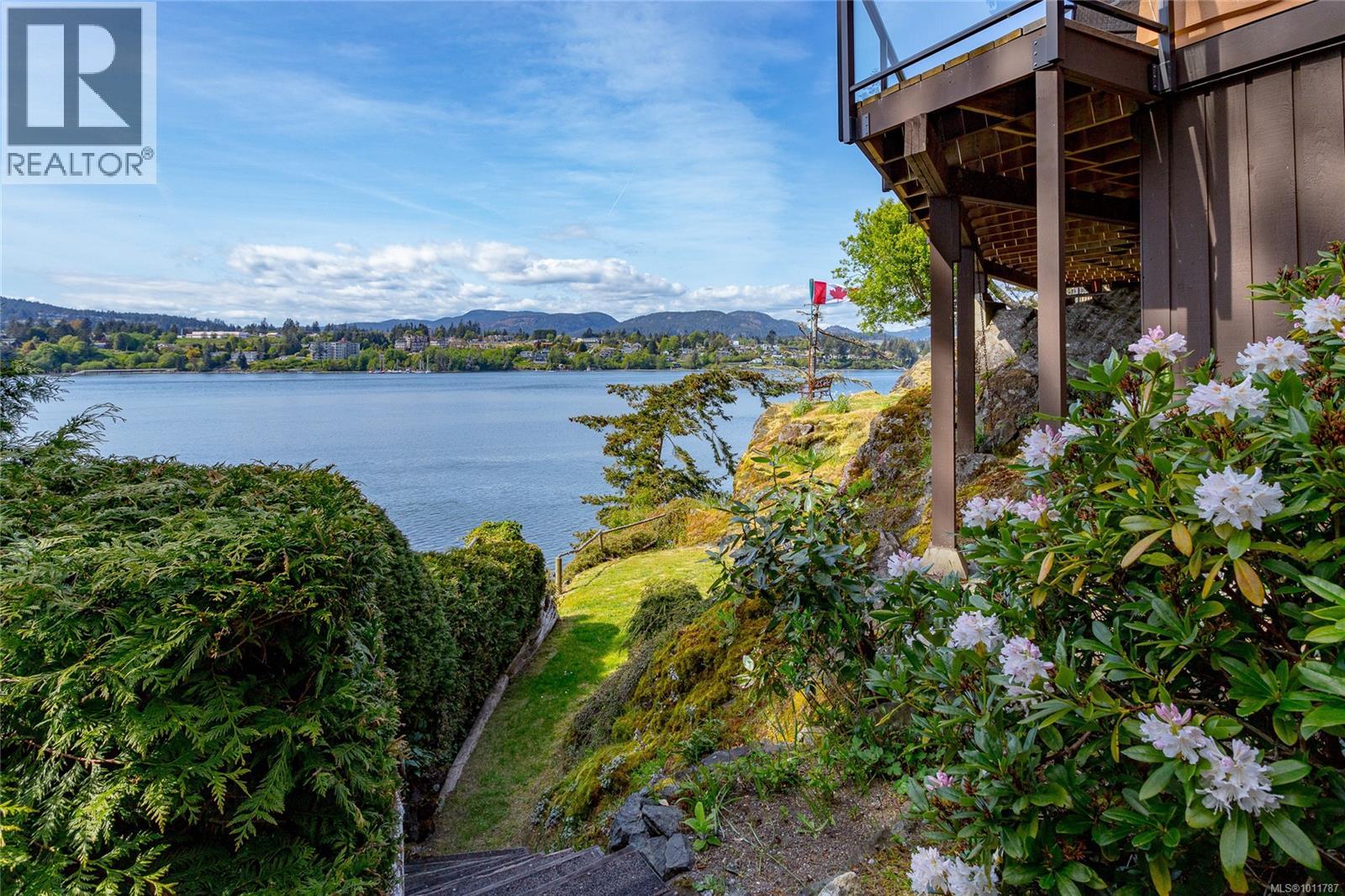  6510 Thornett Road, Sooke