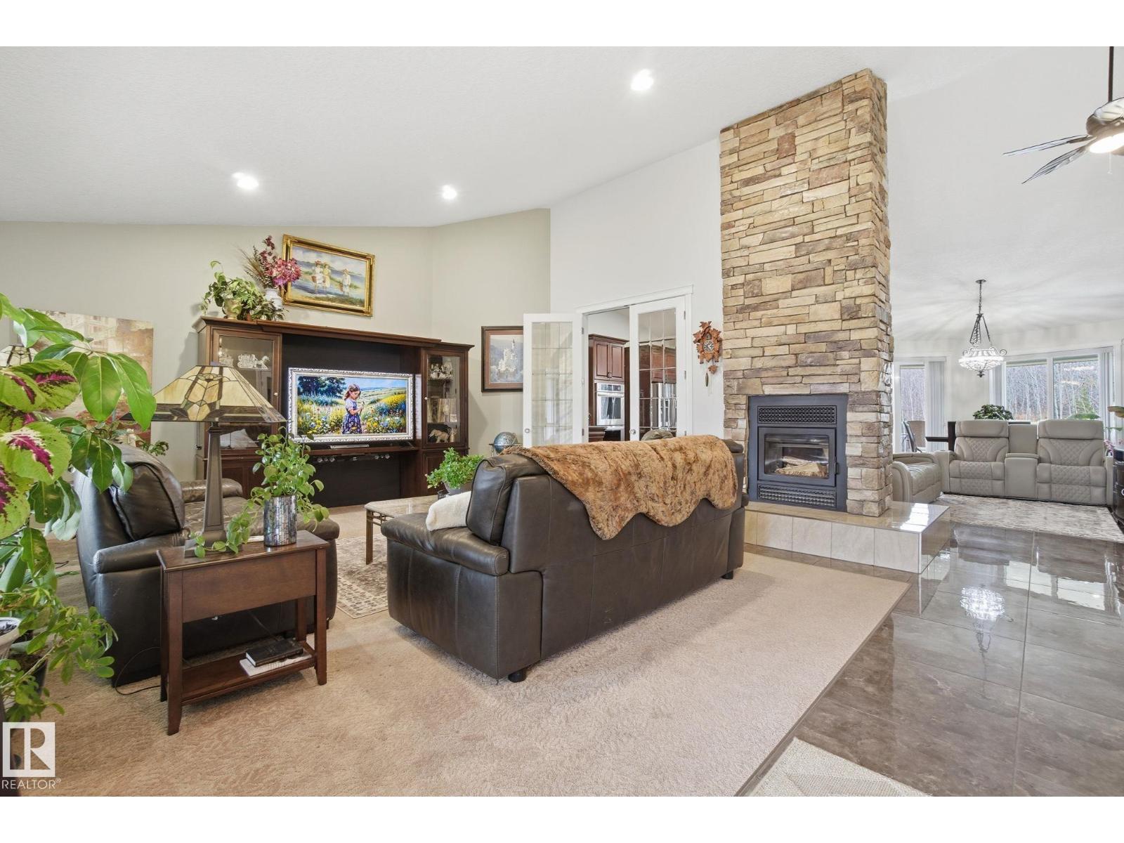 2012 PARKLAND DR, Rural Parkland County