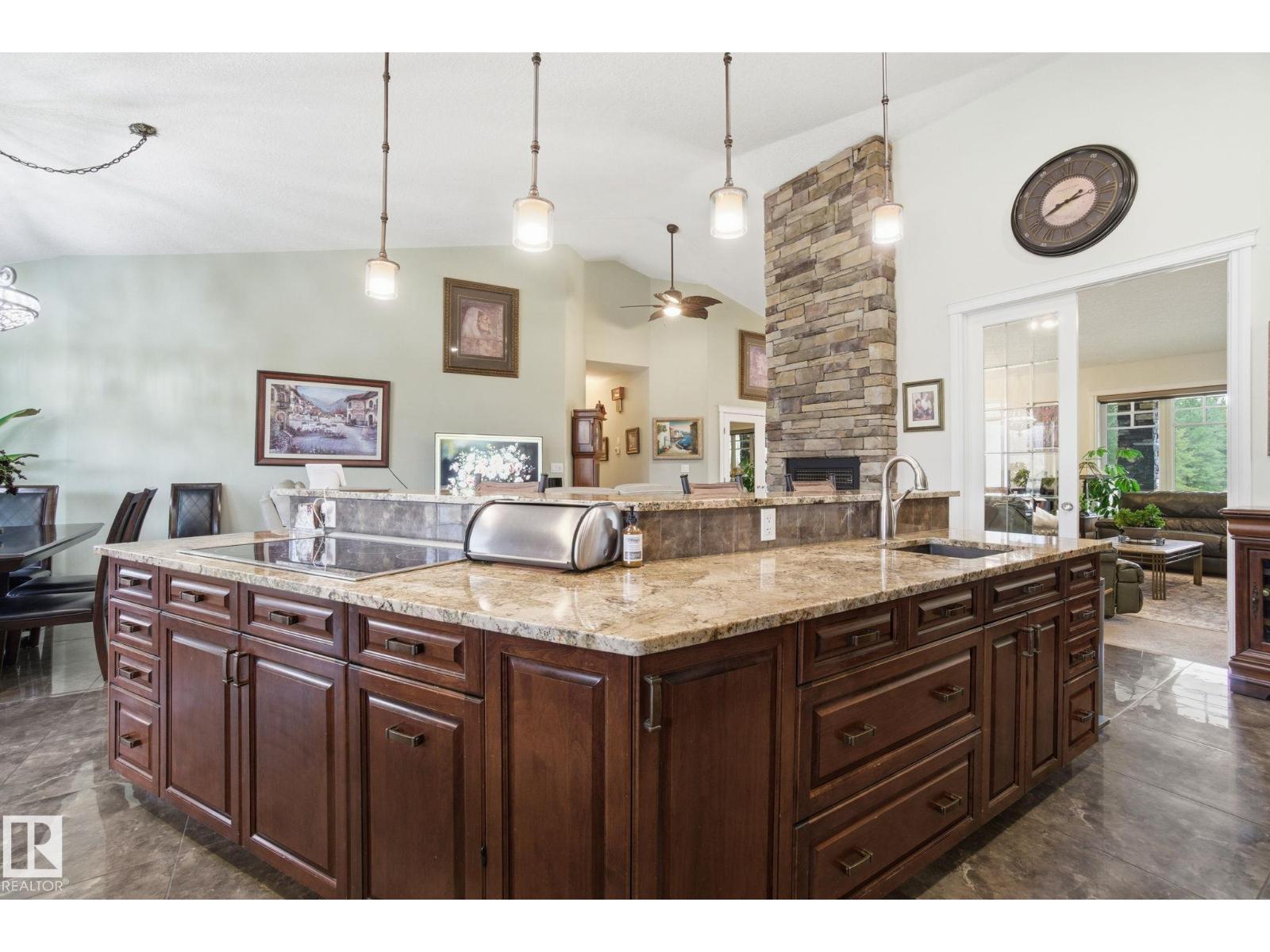 2012 PARKLAND DR, Rural Parkland County