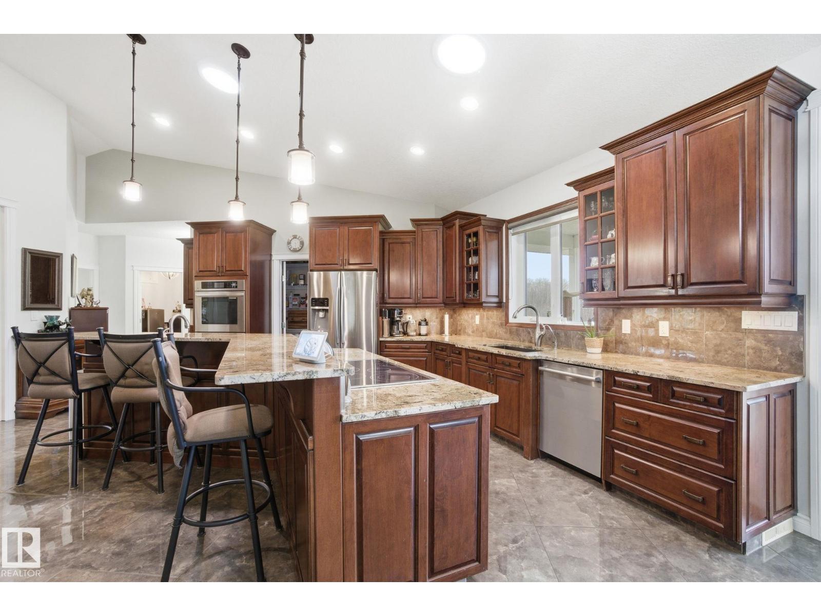 2012 PARKLAND DR, Rural Parkland County