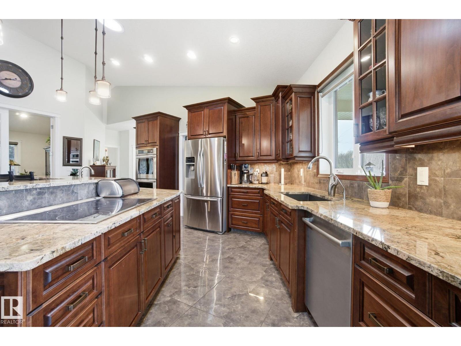 2012 PARKLAND DR, Rural Parkland County