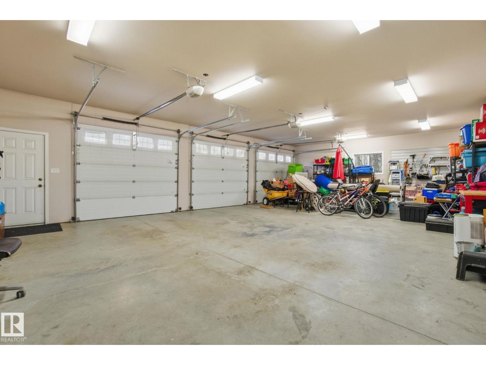 2012 PARKLAND DR, Rural Parkland County